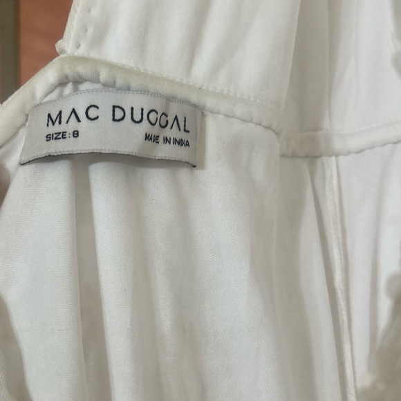 Mac Duggal Sequined Plunge Neck Sleeveless Column Gown - Picture 3 of 7